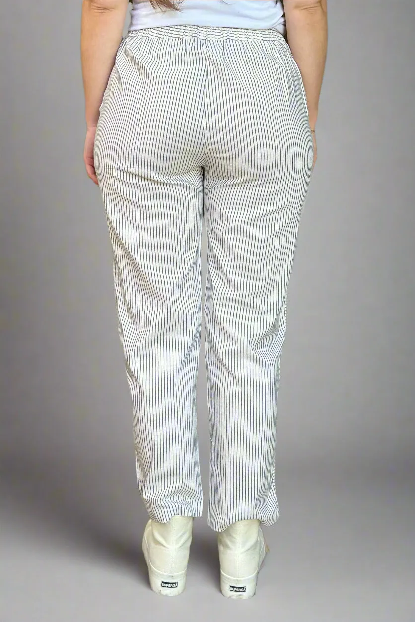 Buttoned Striped Pants Grey