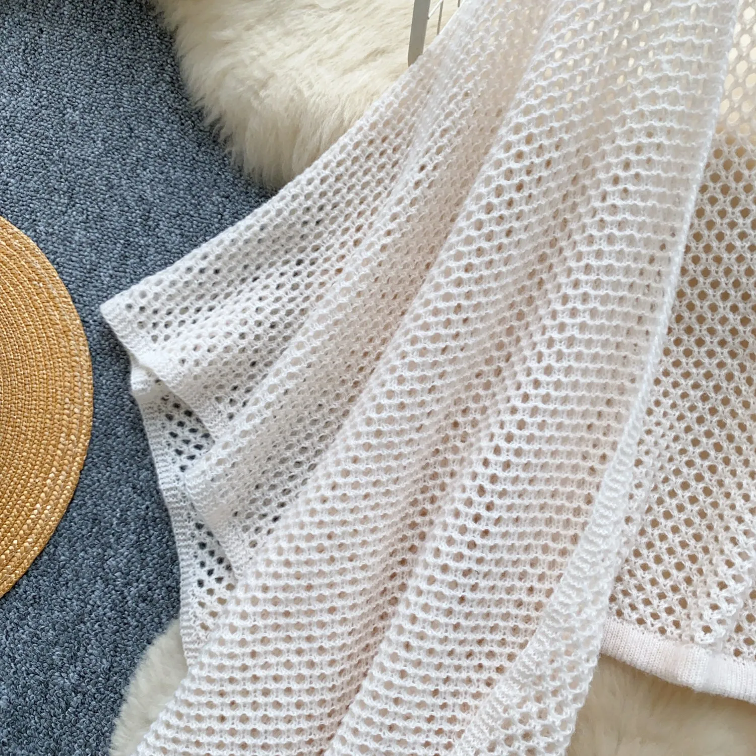 Niche Design Knotted Hollowed Knitwear
