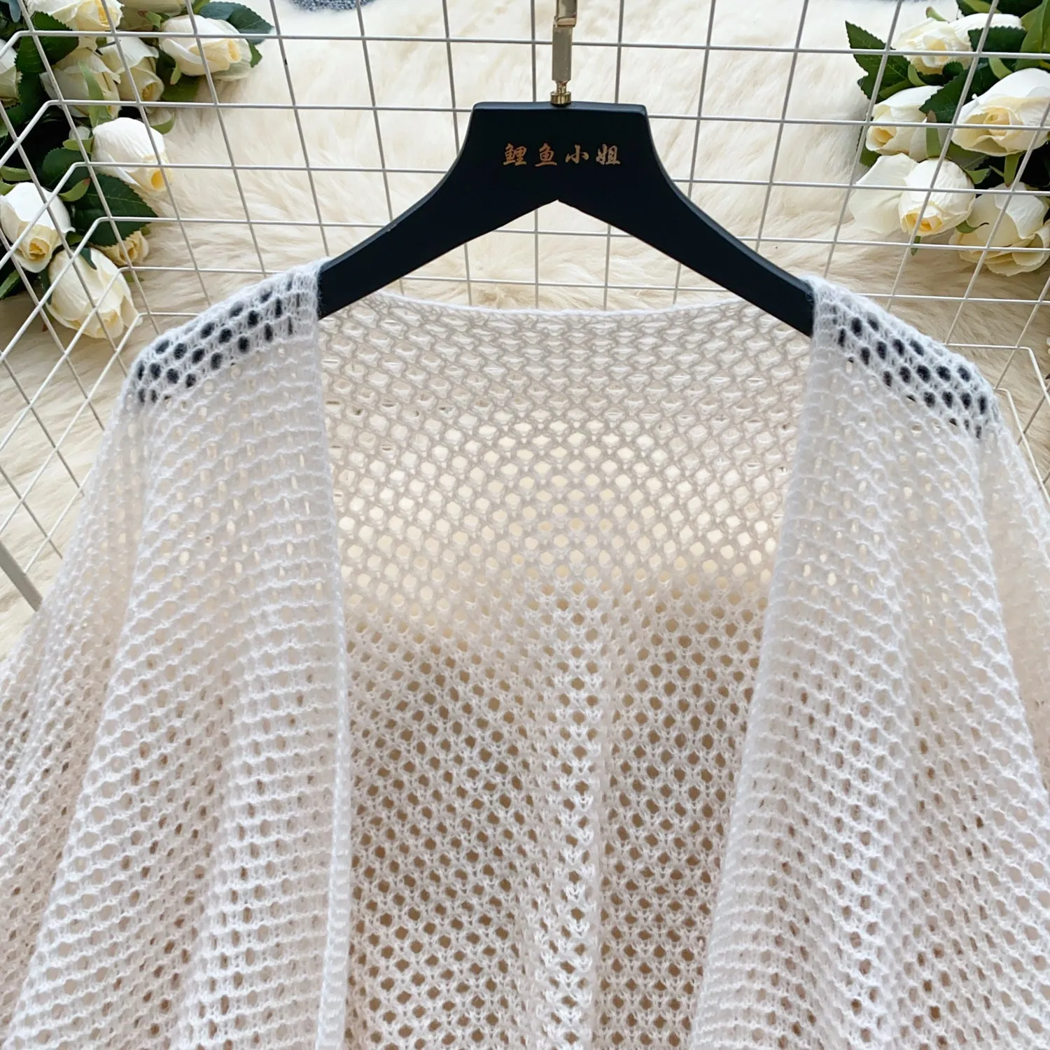 Niche Design Knotted Hollowed Knitwear