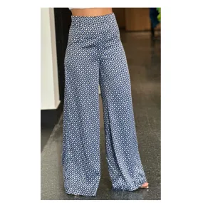 SILKY WIDE LEG PRINT PANTS
