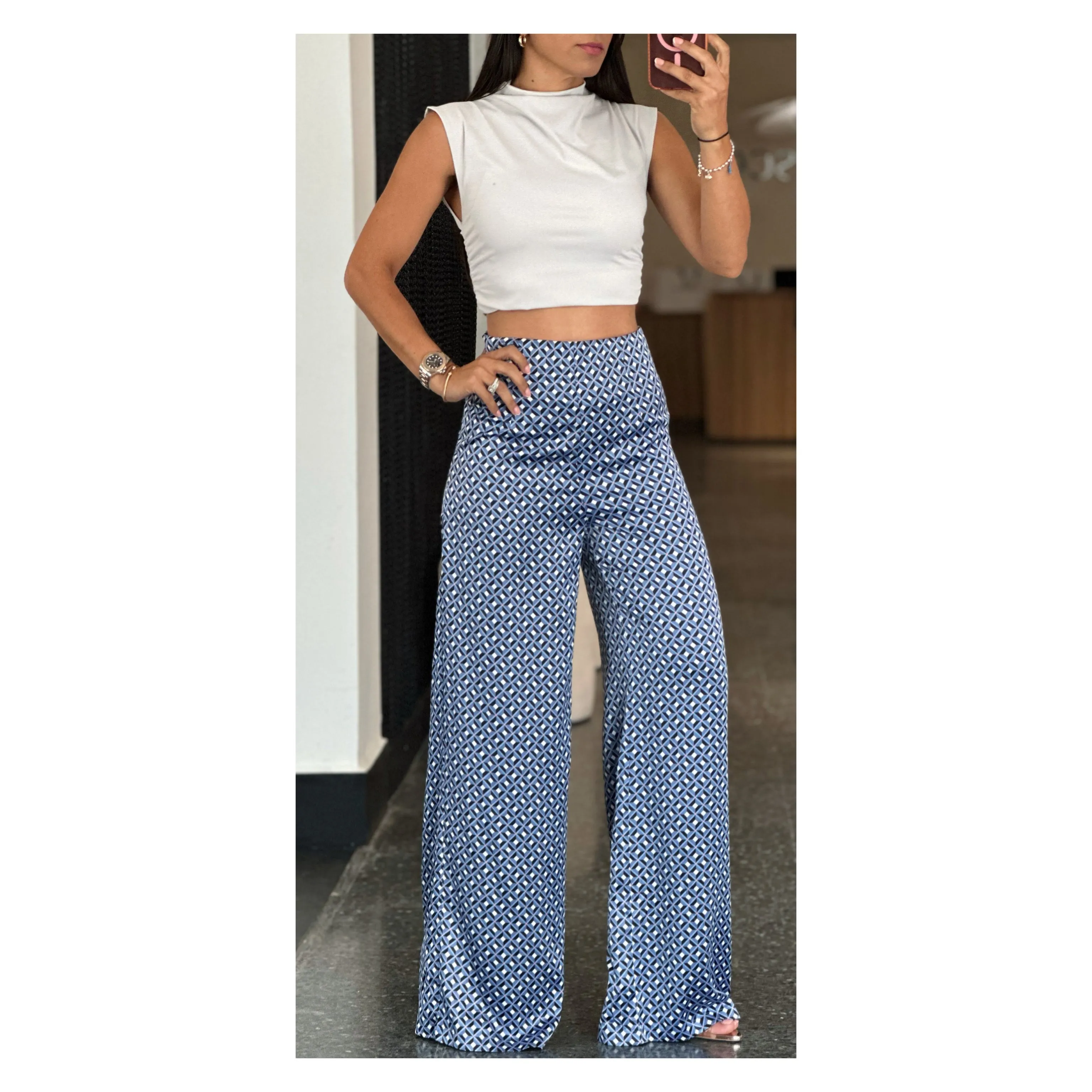 SILKY WIDE LEG PRINT PANTS
