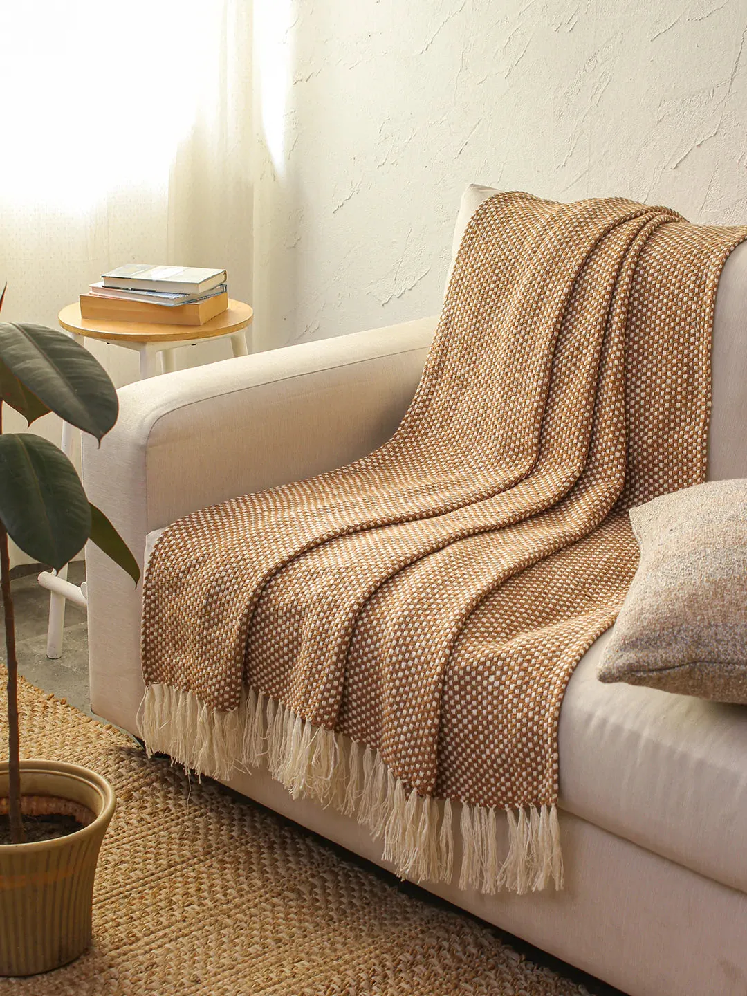 Vindhya Throw (Brown)